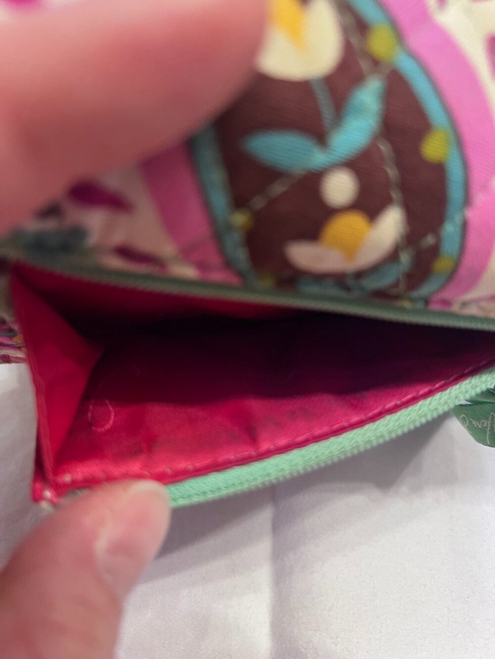 Vera Bradley Tutti Frutti Euro Wallet - Retired Quilted Cotton Trifold - Picture 8 of 12